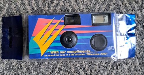 Disposable camera with - camera,
