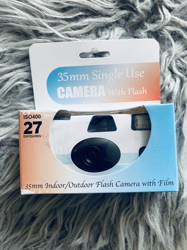 Disposable film camera - camera, with